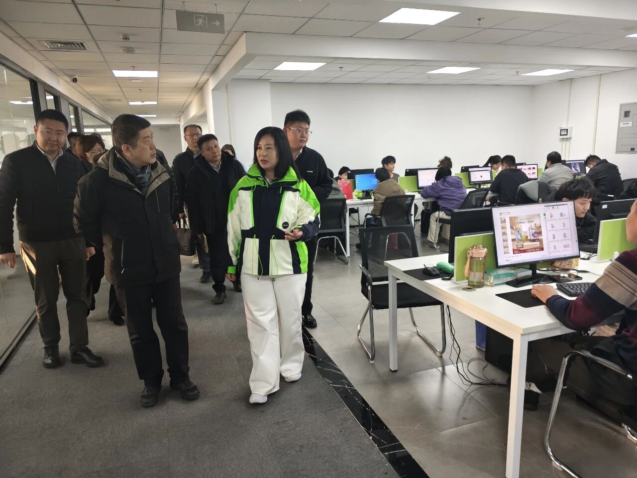 1765420000100298.jpg 微信图片_2025-12-11_102513_526.jpg