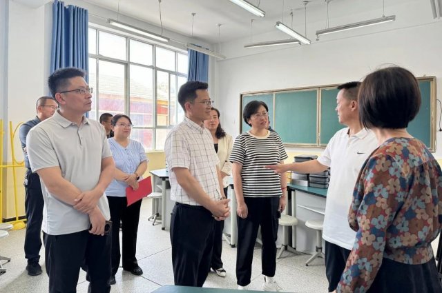 ���˸���ʡί���������˽���ʡί�Ḱ�����п�չ��ũ���������ж���������