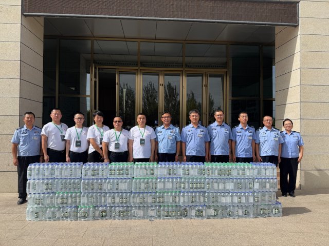 ���������� �ػ��������򽻾���������ů����