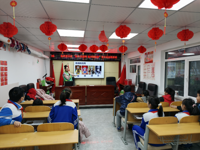 ���л����� ���������� �����������չ���࡮�ġ��������������ɳɳ�Ӫ��ʵ���