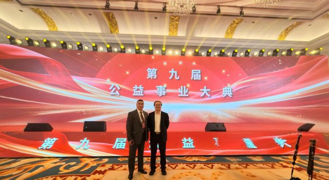 ����ʢ���ͬ�� �������ƹ�ǰ�С�������һ������ʦ��������ׯ�����ھŽ칫����ҵ������к�Ӱ