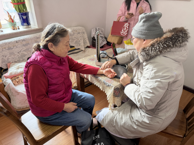 ��һ������չ�������뻧 �ذ����С�־Ը����