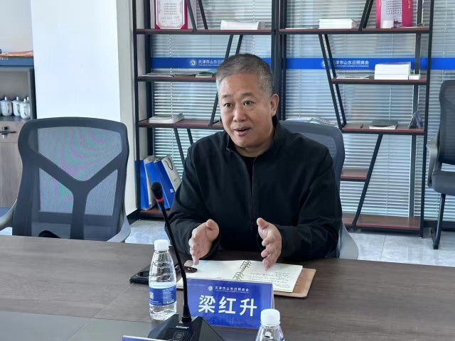 �����������������̻�һ�ߵ��з��� ����������Ӫ���ø�������չ